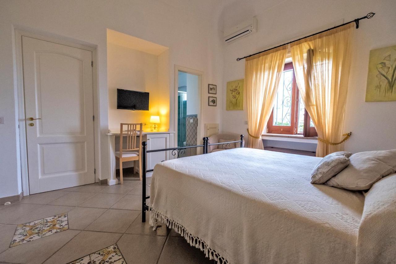 B&B Il Vicolo Anacapri  Bagian luar foto