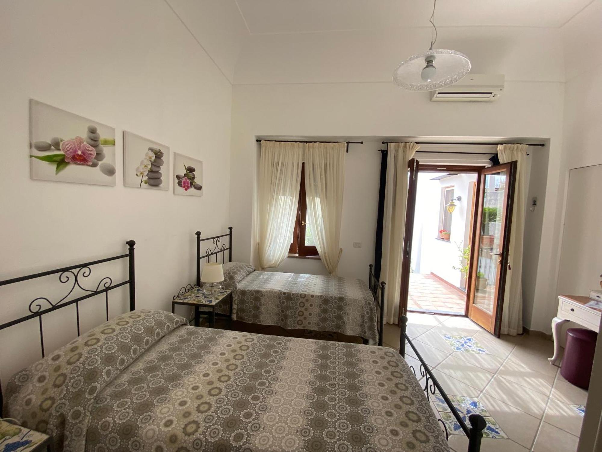 B&B Il Vicolo Anacapri  Bagian luar foto